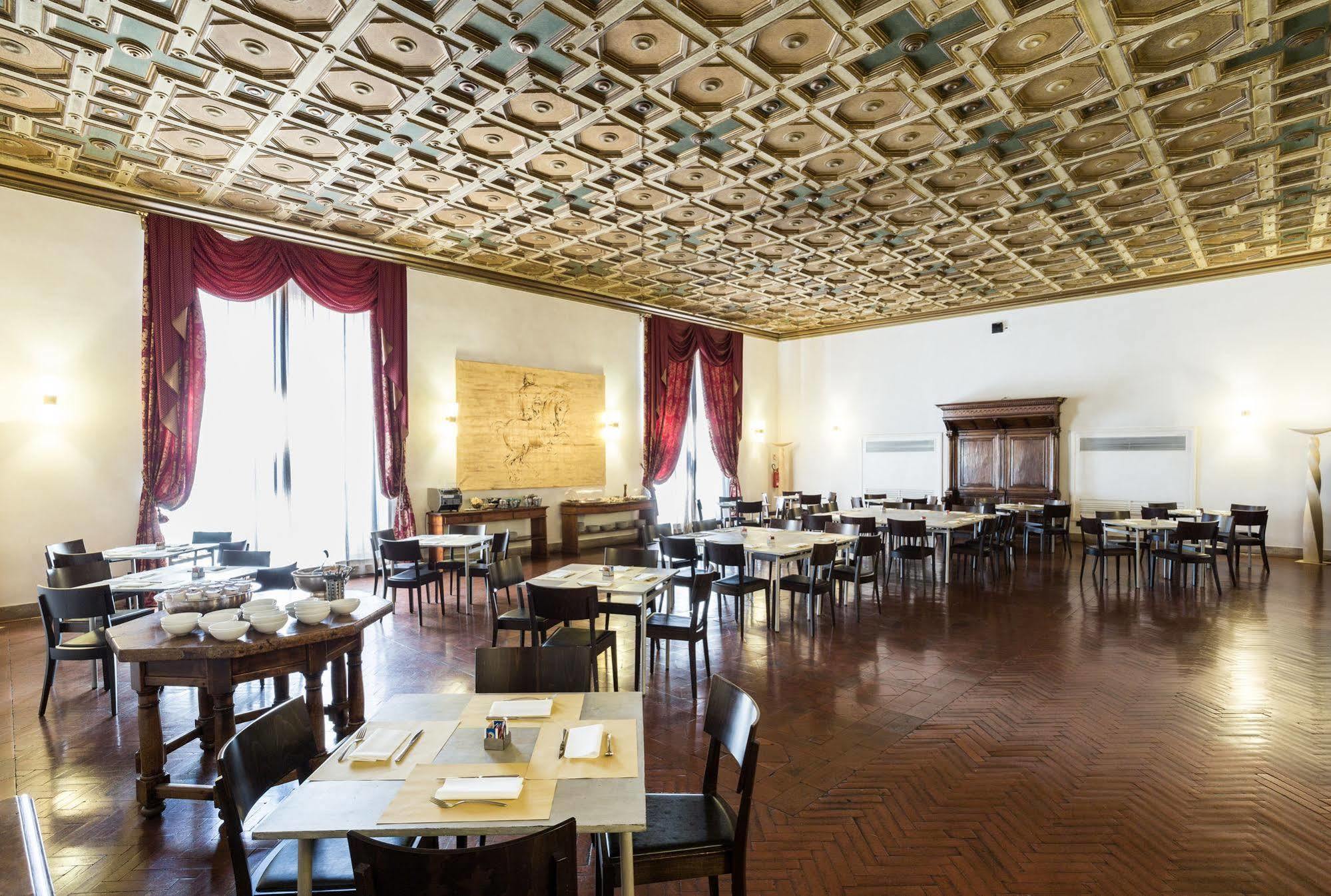 Hotel Columbus ローマ エクステリア 写真