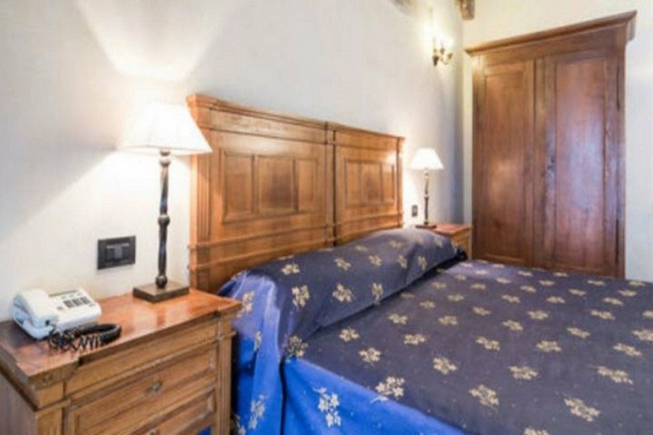 Hotel Columbus ローマ エクステリア 写真